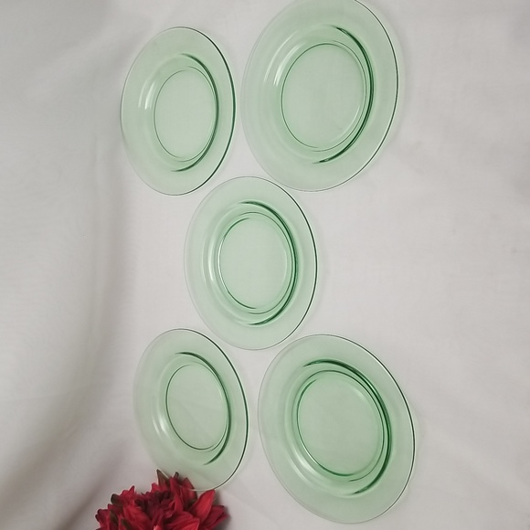 Depression Green Uranium Bread & Butter Plates - Picture 2 of 9